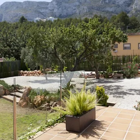 Celi: Sea- & Mountain View, Peaceful & Comfortable. Denia
