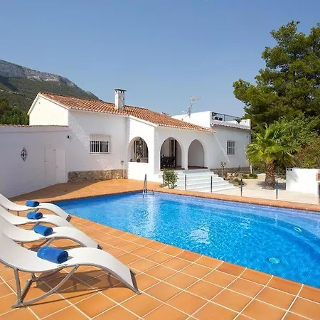 Villa Celi: Sea- & Mountain View, Peaceful & Comfortable. Denia