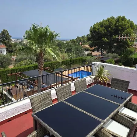Willa Celi: Sea- & Mountain View, Peaceful & Comfortable. *