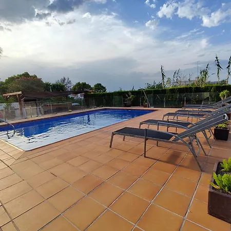 Willa Celi: Sea- & Mountain View, Peaceful & Comfortable.