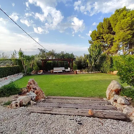 Willa Celi: Sea- & Mountain View, Peaceful & Comfortable. *